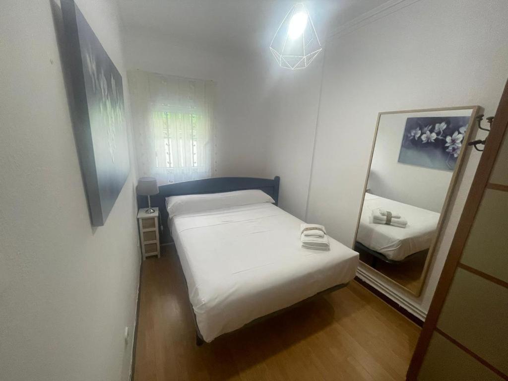 Apartamento Bajo Al Lado Del Ayuntamiento Santander Exterior foto
